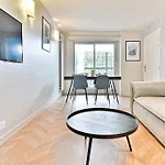 Appartement spacieux et paisible Paris 19ème - II